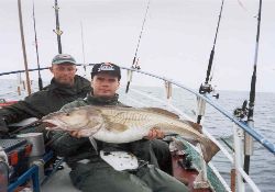 Morten Broberg Lind med torsk p 13,5 kg